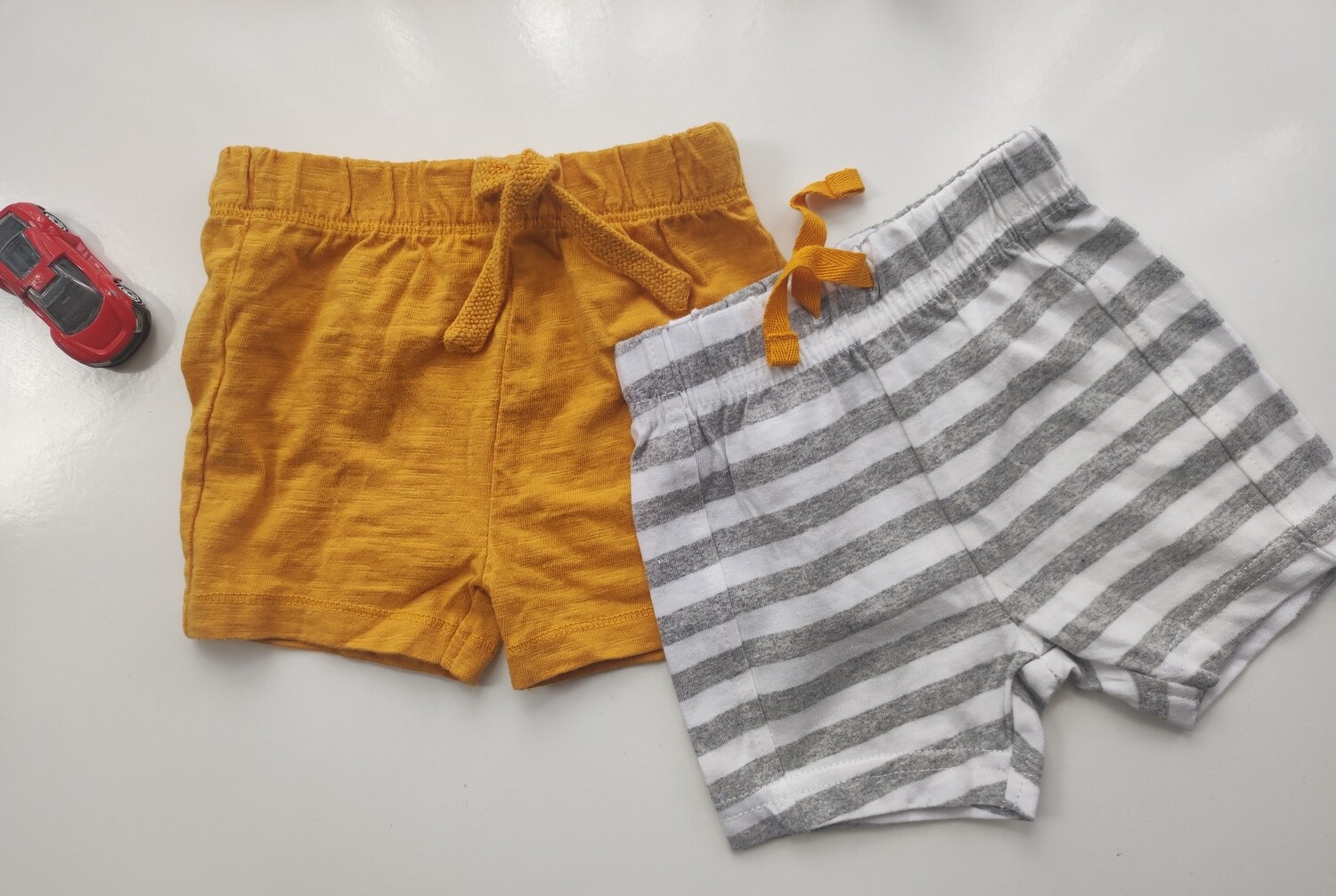 Fred &FLo -age upto 3months