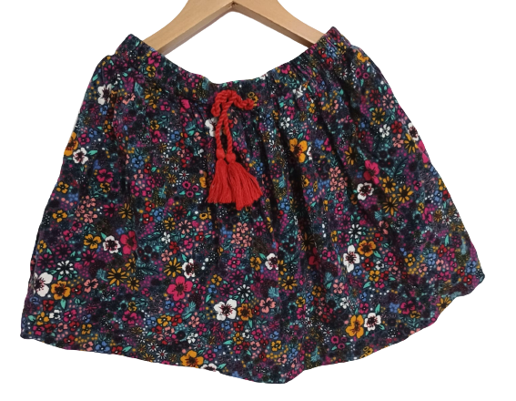 Multi - colour skirt age 7yrs  old