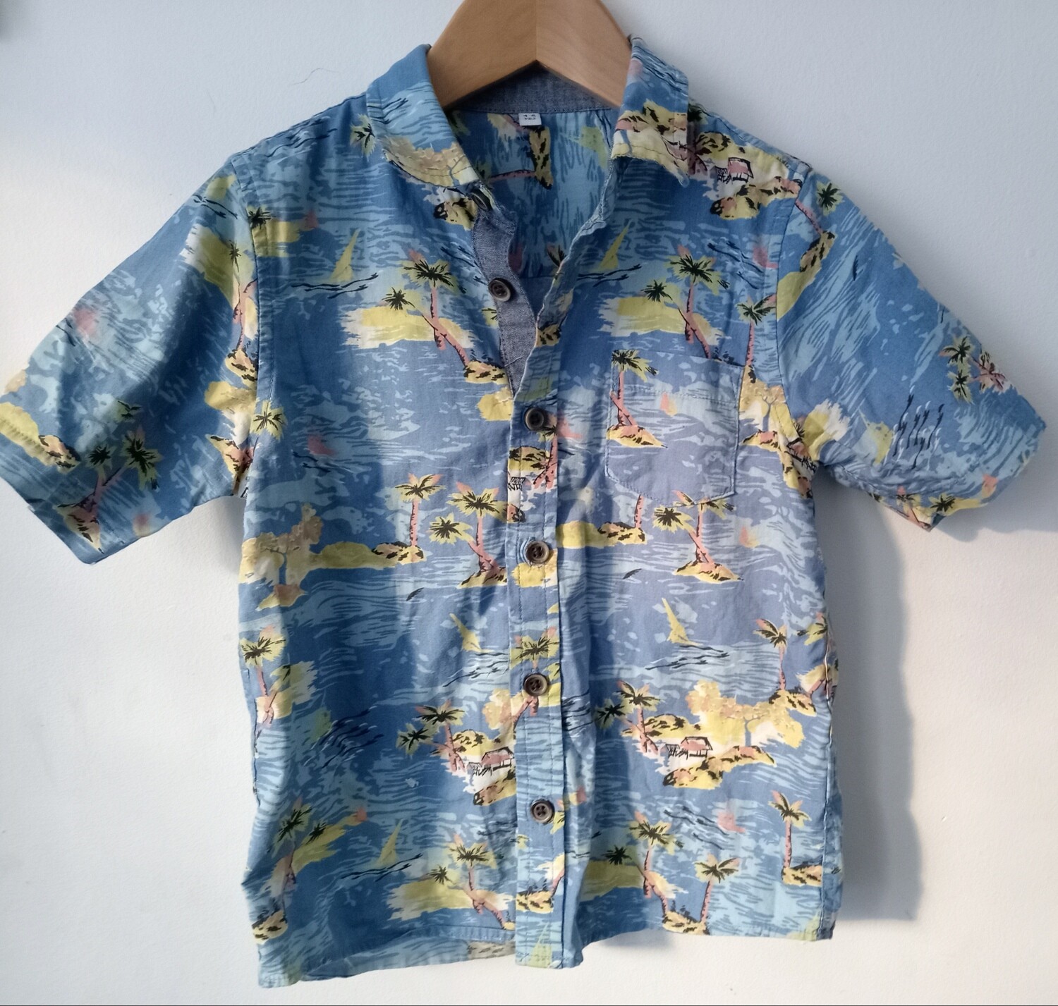Summer Island shirt age 4/5yrs old