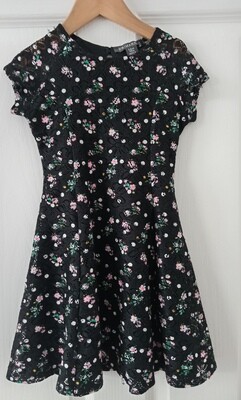 Black floral print dress age 5/6yrs old