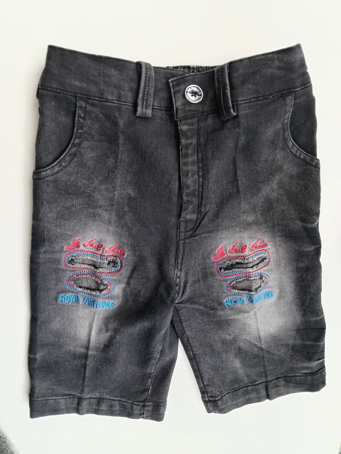ROYAL Yachting shorts age 7yrs old