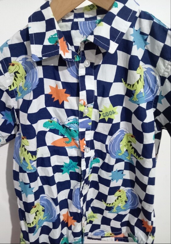 Kids Checkered short - sleeve age 6-7yrs