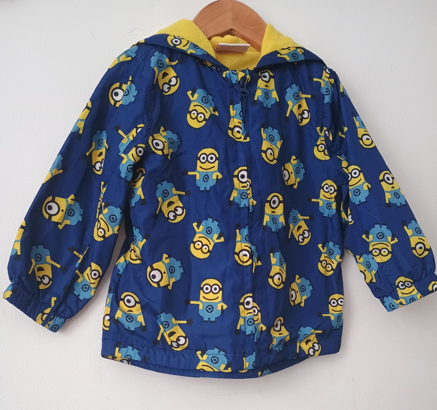 Despicable me Rain coat age 18-24months