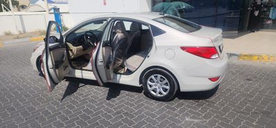 Hyundai Accent Model 2016 ( White ) Korean Specs
