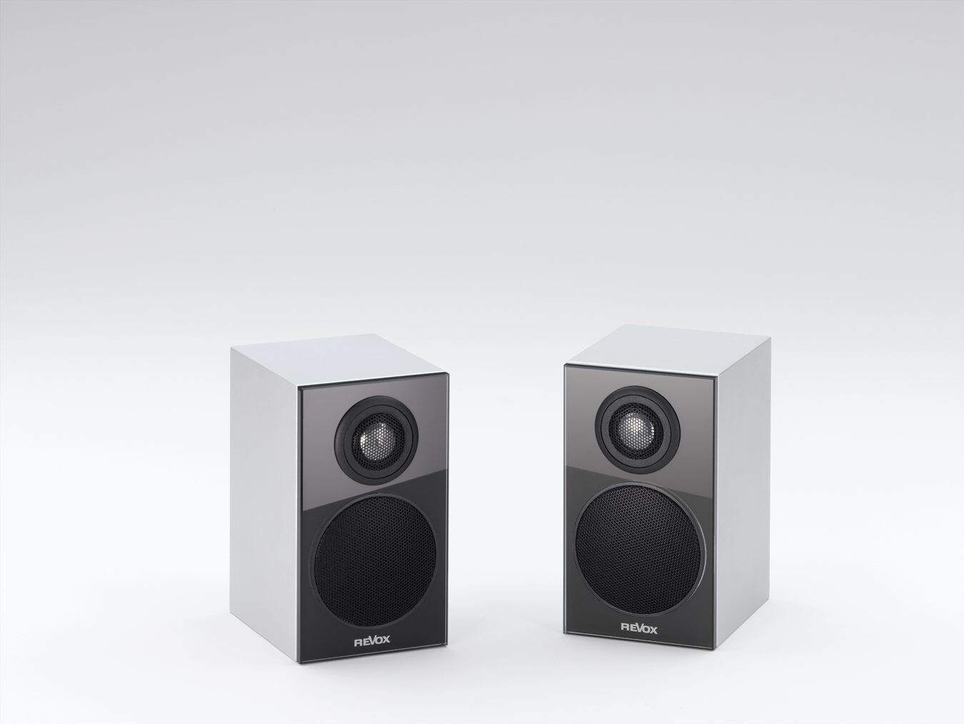 Revox Mini G50 Speaker silber/schwarzglas
