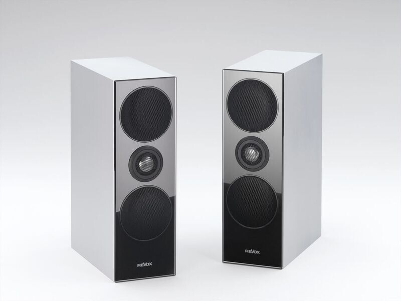 Revox Shelf G70 Speaker Silber/Schwarzes Glas