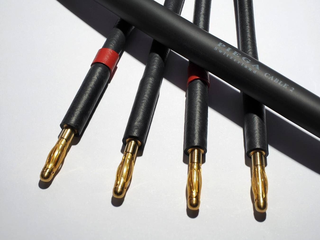 Piega Cable ONE konfektioniert  beidseitig 24 kt. Gold Bananestecker