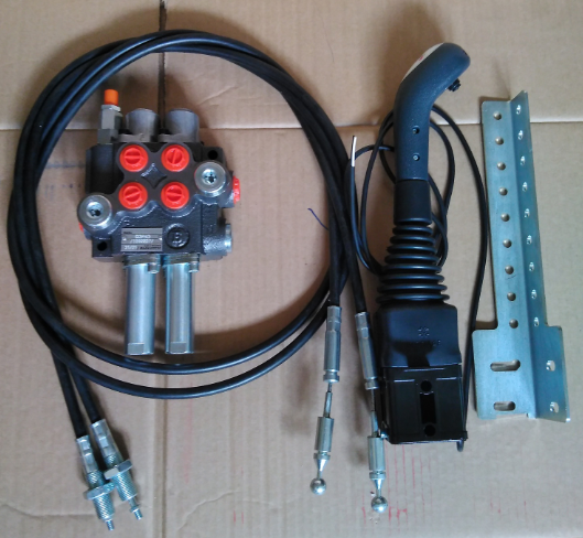 Etukuormaajan venttiilipaketti 50 l/min. Räätälöi tästä helposti omasi.