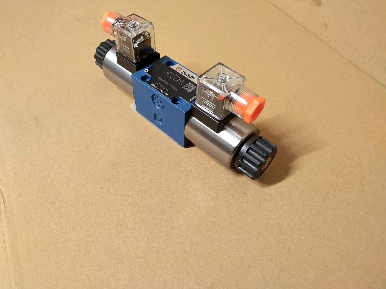 Cetop 3/NG 6 sähkösuuntaventtiili 4/3 G-kara 24v