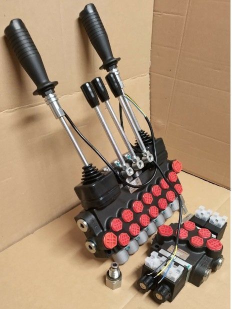 Metsäkuormain venttiilipaketti sähköillä 50l/min 8-karaa Metsäkuormain venttiilipaketti sähköillä 50l/min 8-karaa