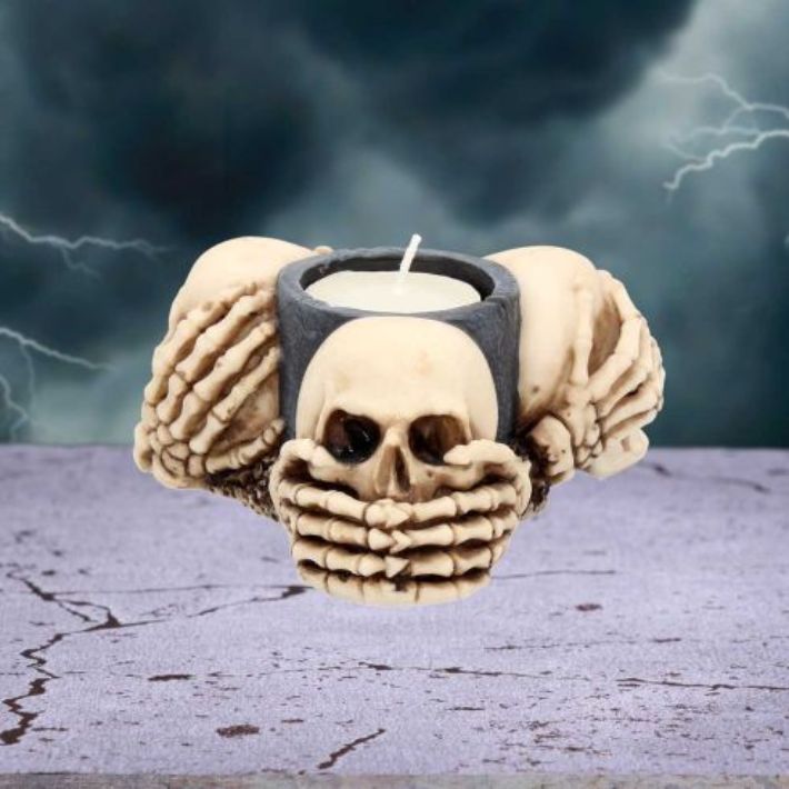 #37BN Three Wise Skulls Tealight Holder 4.3&quot;