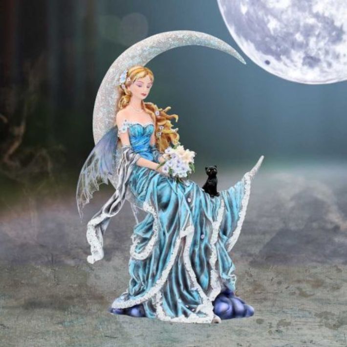 #186N Wind Moon by Nene Thomas 11.2&quot;