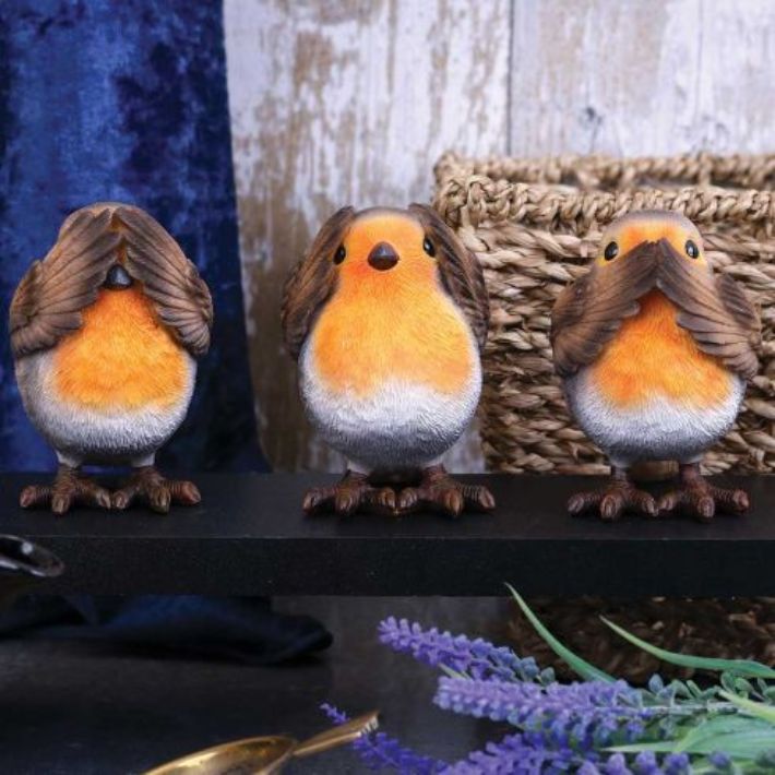 #105N Three Wise Robins