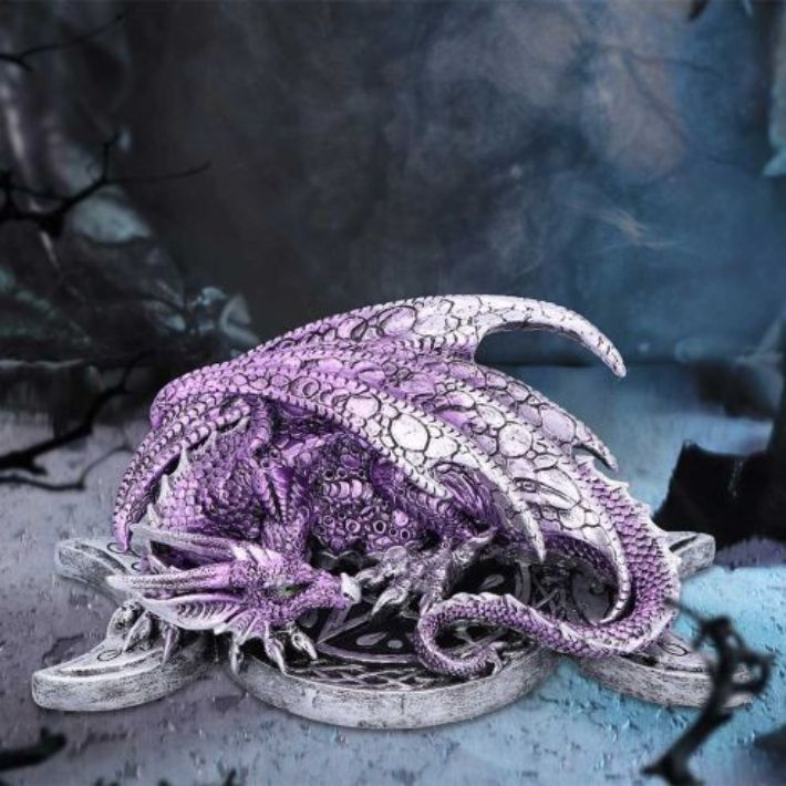 #218N Triple Moon Treasure Dragon