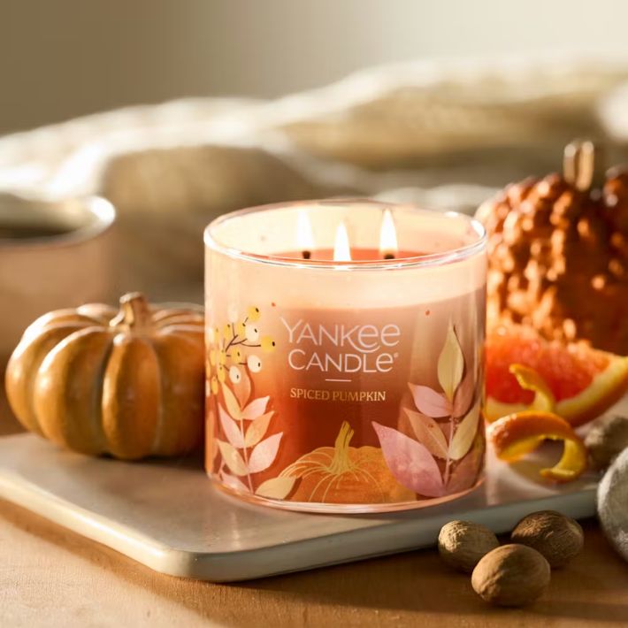 Yankee Spiced Pumpkin 3-Wick Seasonal Candle