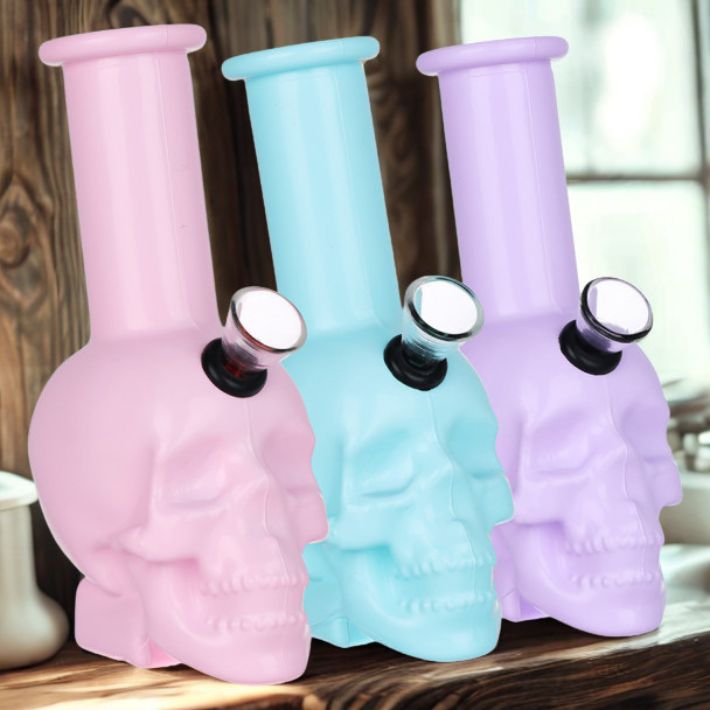 Pastel Skull Glass Water Pipe - 6"