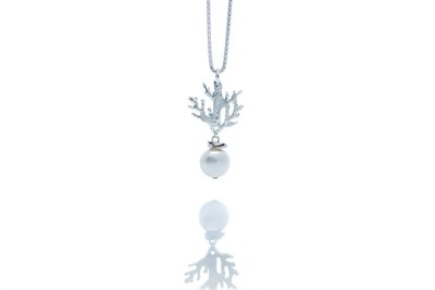 Coral Branches Pendant-charm Necklace