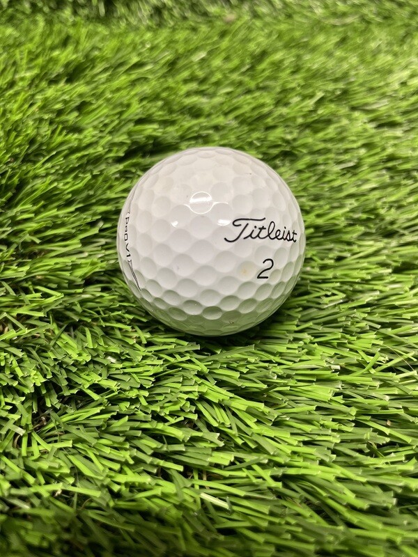 Titleist (Pro V1/Pro V1X)