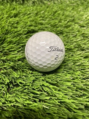 Titleist (Pro V1/Pro V1X)
