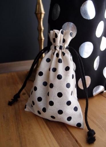Cotton Gift Favor Bags With Black Dots, 3 1/3"x 5", 6 Bags Per pack