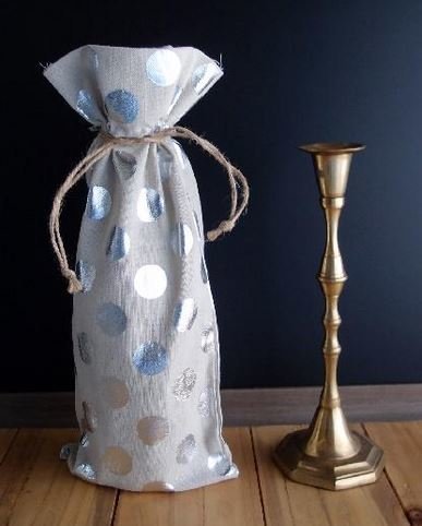 Linen Wine Bags with Silver Polka Dots, 3 1/2"x 5", Priced Per 3 Pack