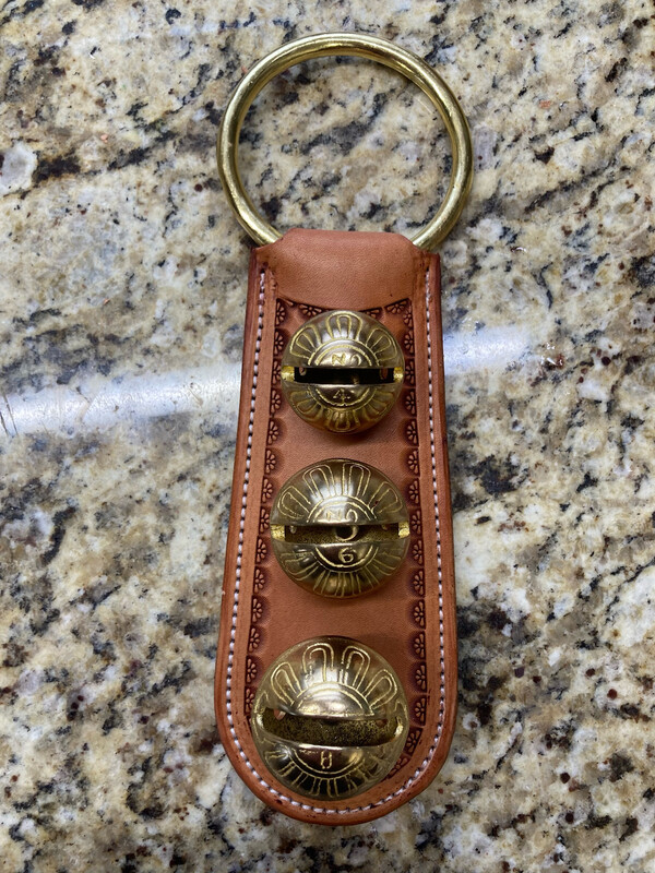 Sleigh bell Door Hanger