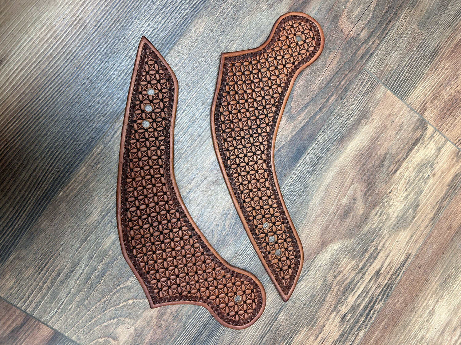 Mens large dove wing spur straps