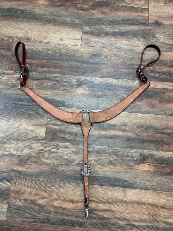 Roughout breastcollar