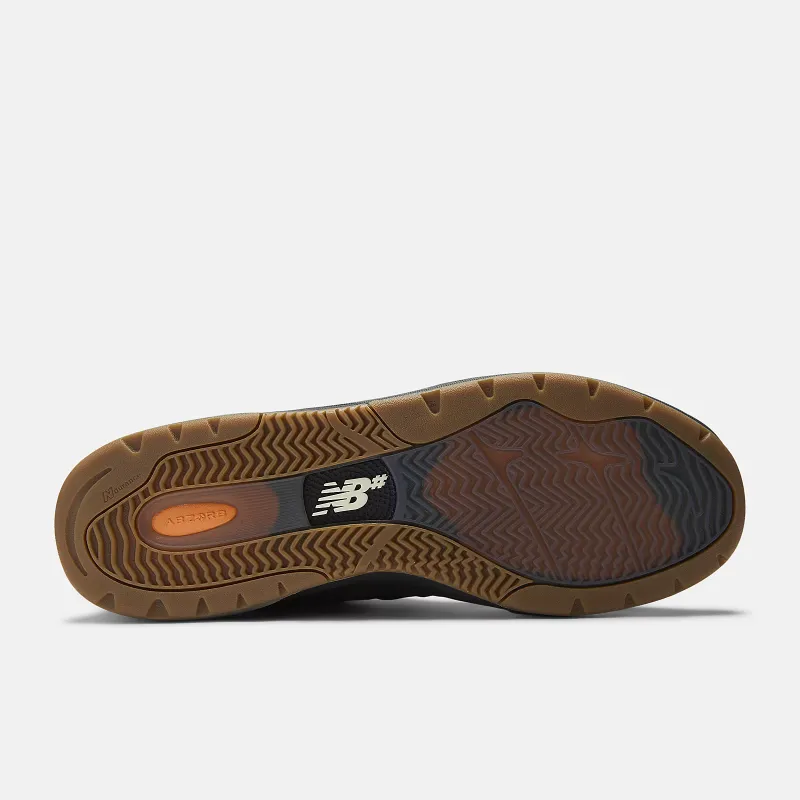 NB Numeric Andrew Reynolds 933