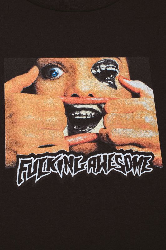 Brace Face Tee