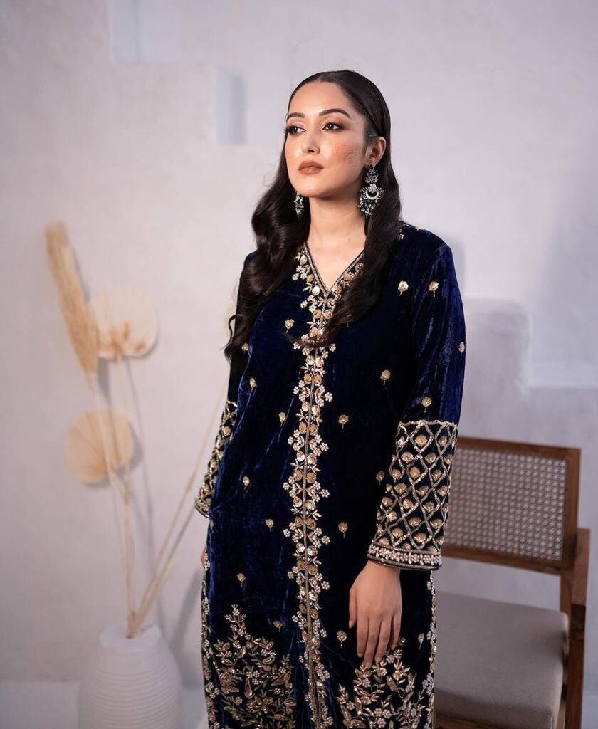 Velvet navy blue heavy embroidery Kurti-plazzo