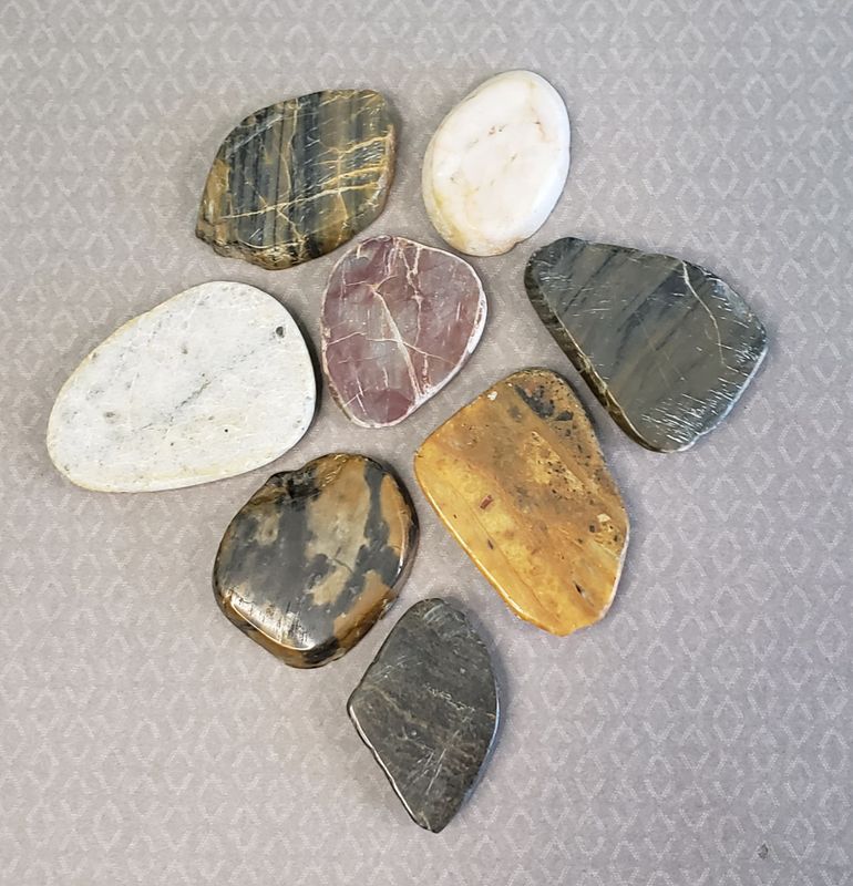 8 stone tiles