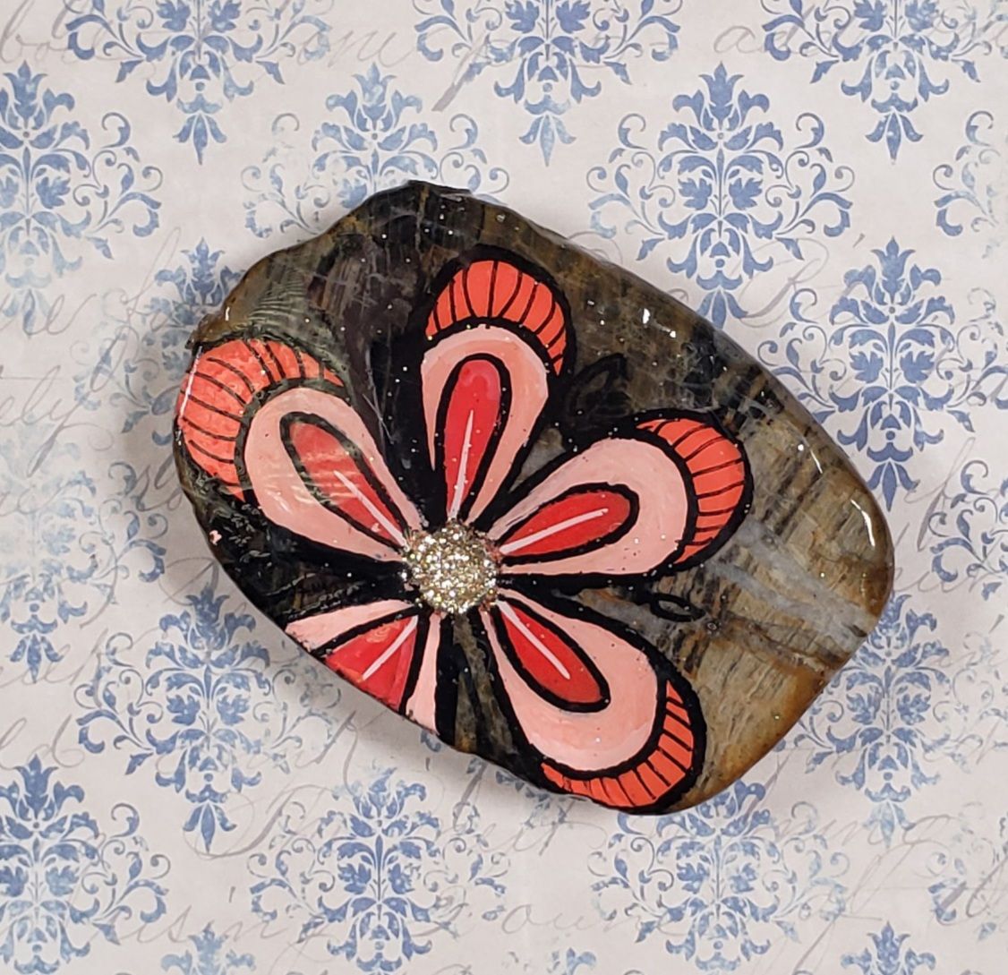 Coral flower magnet
