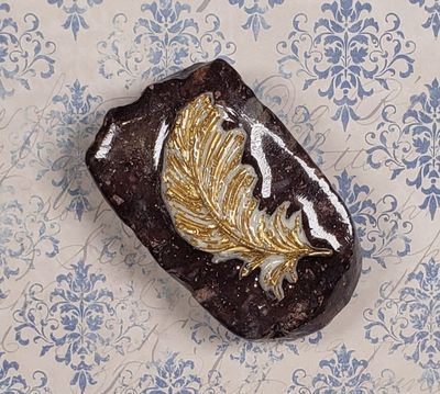 Gold lead resin magnet