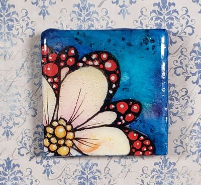 Polka dit flower magnet