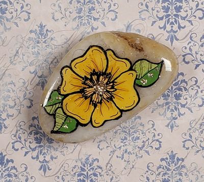 Yellow flower magnet