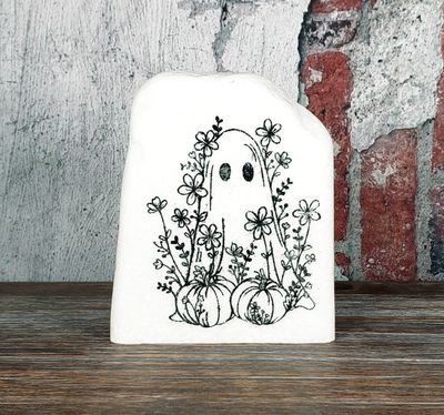 Ghostie in the flowers