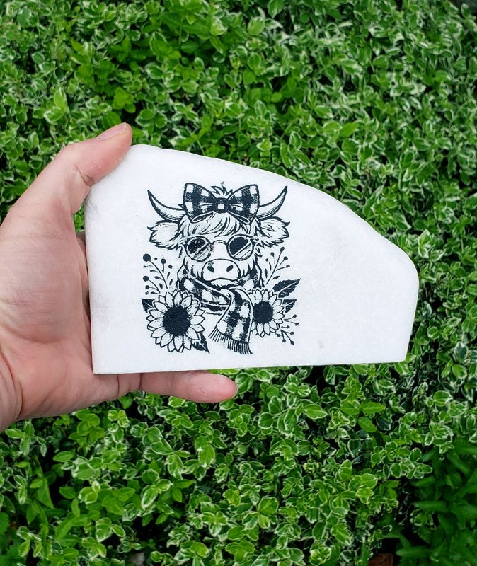Chilly Chic: Highland Cow Stone