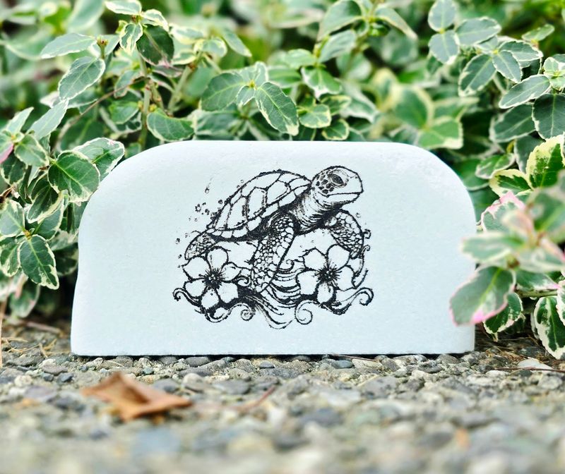 Island Blooms Turtle