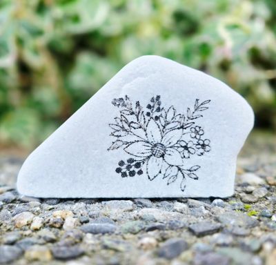 Give Your Mom a Floral Cluster