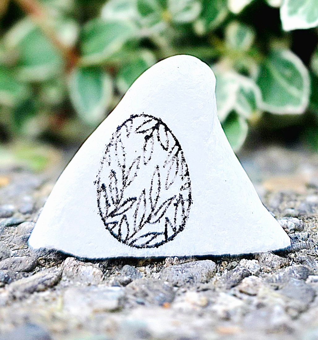 Leaf-Covered Easter Egg Leaf-Covered Easter Egg