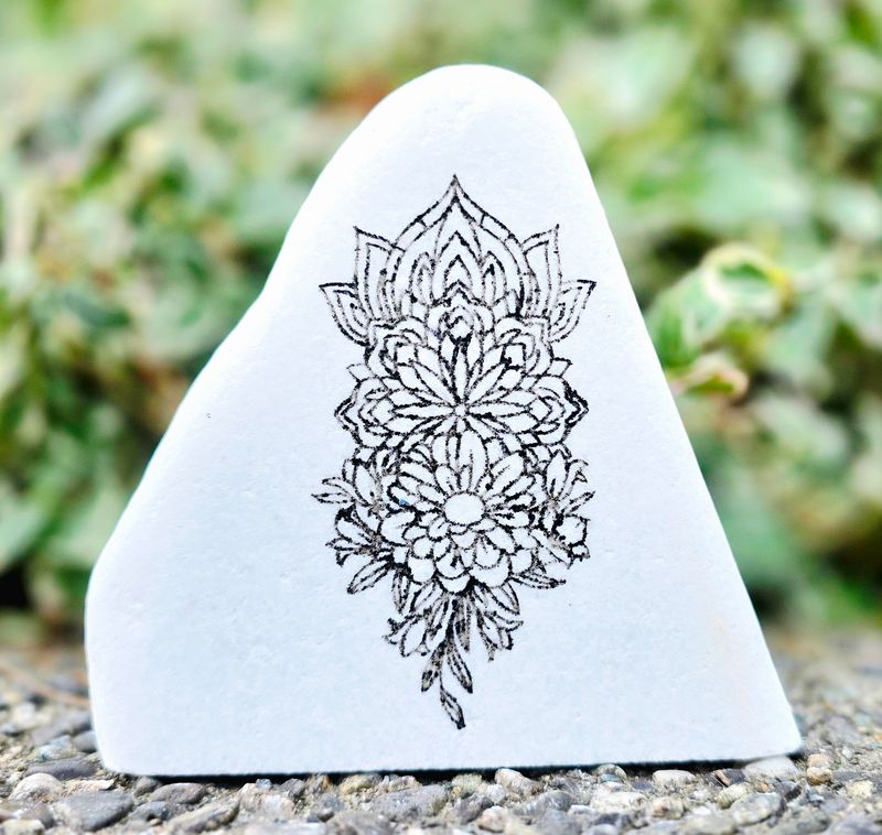 Vertical Bloom Mandala