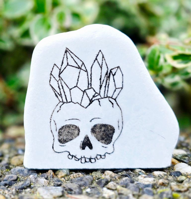 Mystic Skull Crystals