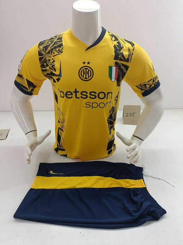 UNIFORME INTER DE MILAN TERCERO IMPORTADO