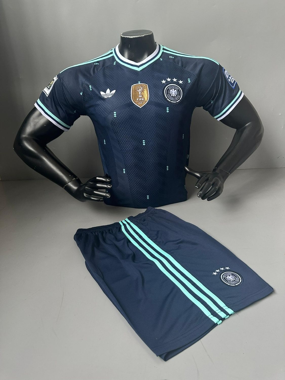 UNIFORME ALEMANIA VISITA IMPORTADO
