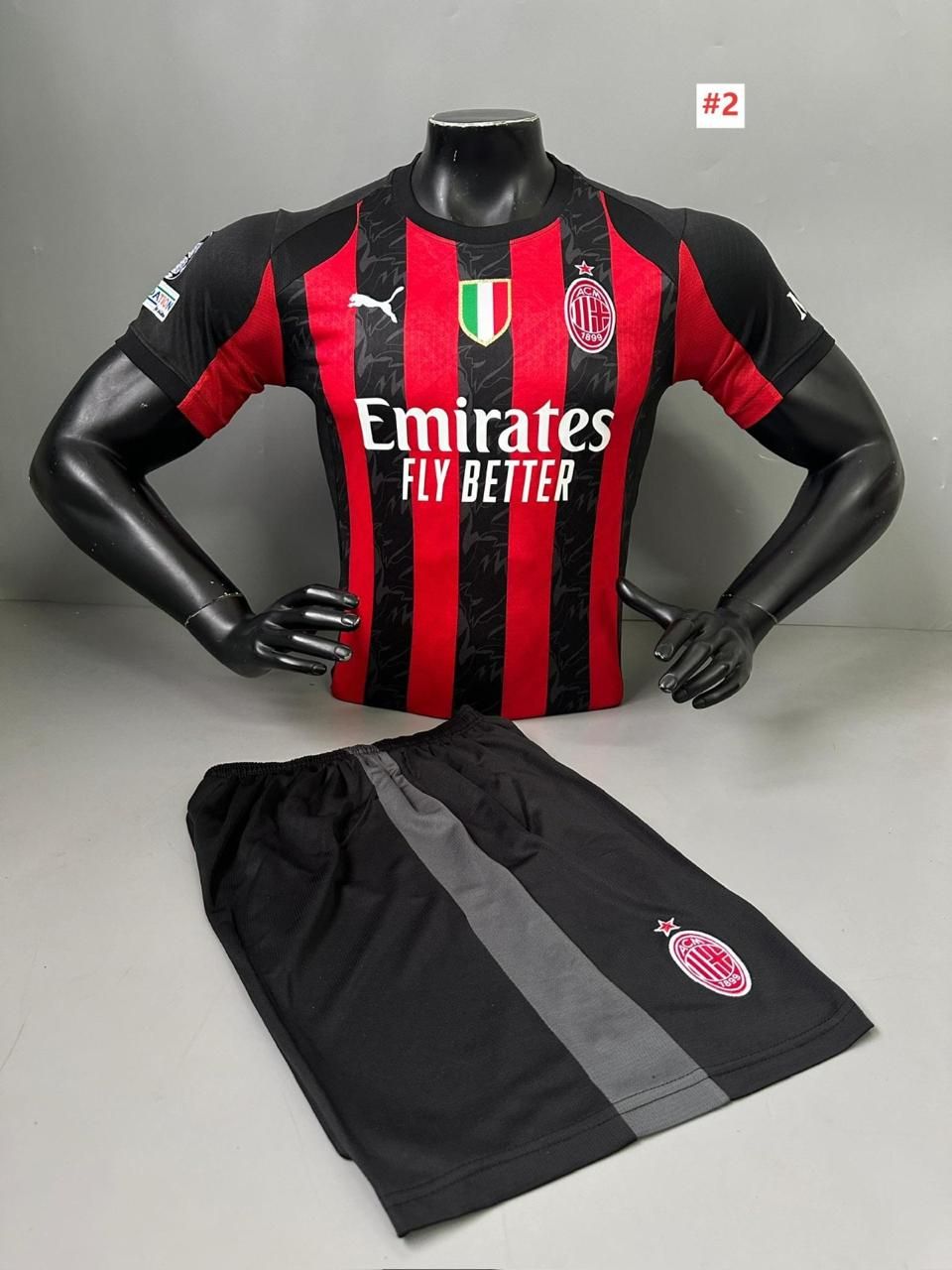 UNIFORME MILAN LOCAL IMPORTADO