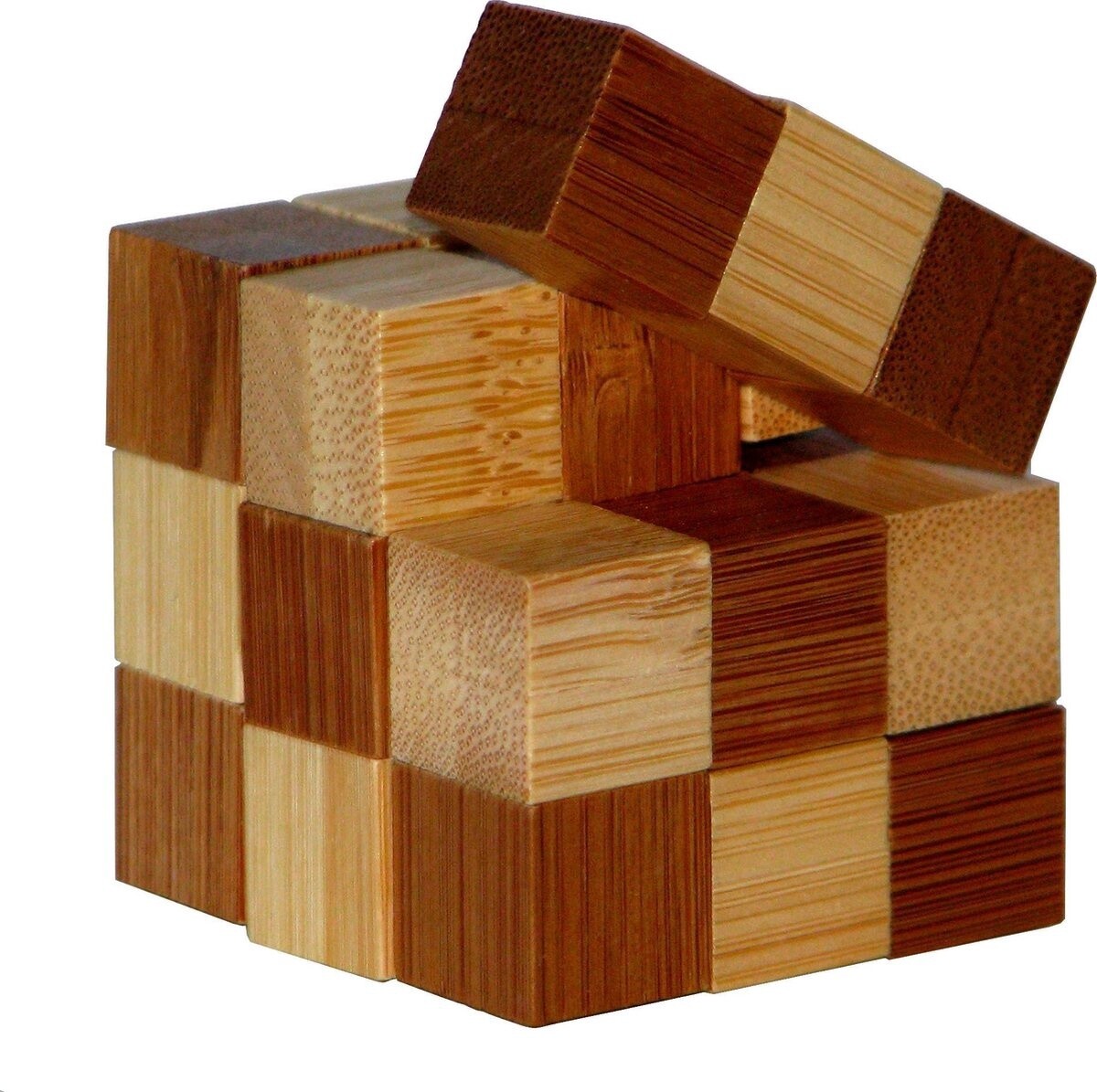 Ass. bamboo snake cubes