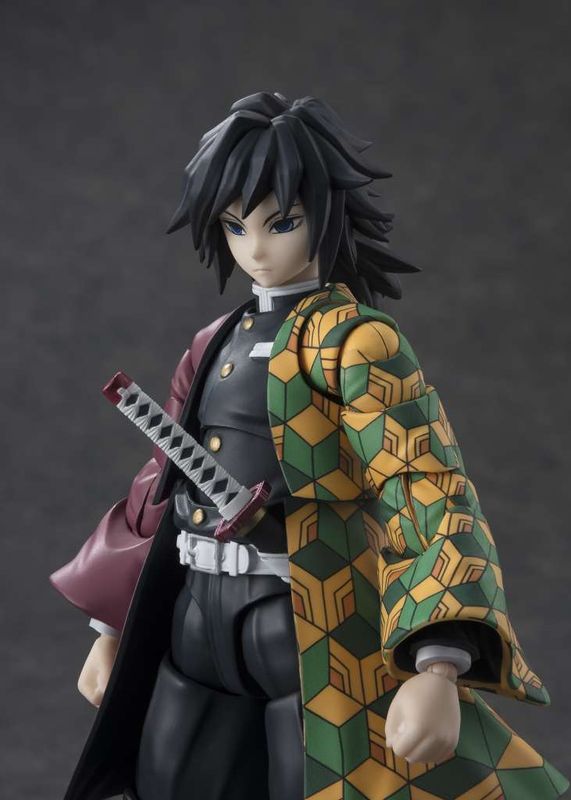 Demon slayer Giyu Tomioka Sh Figuarts