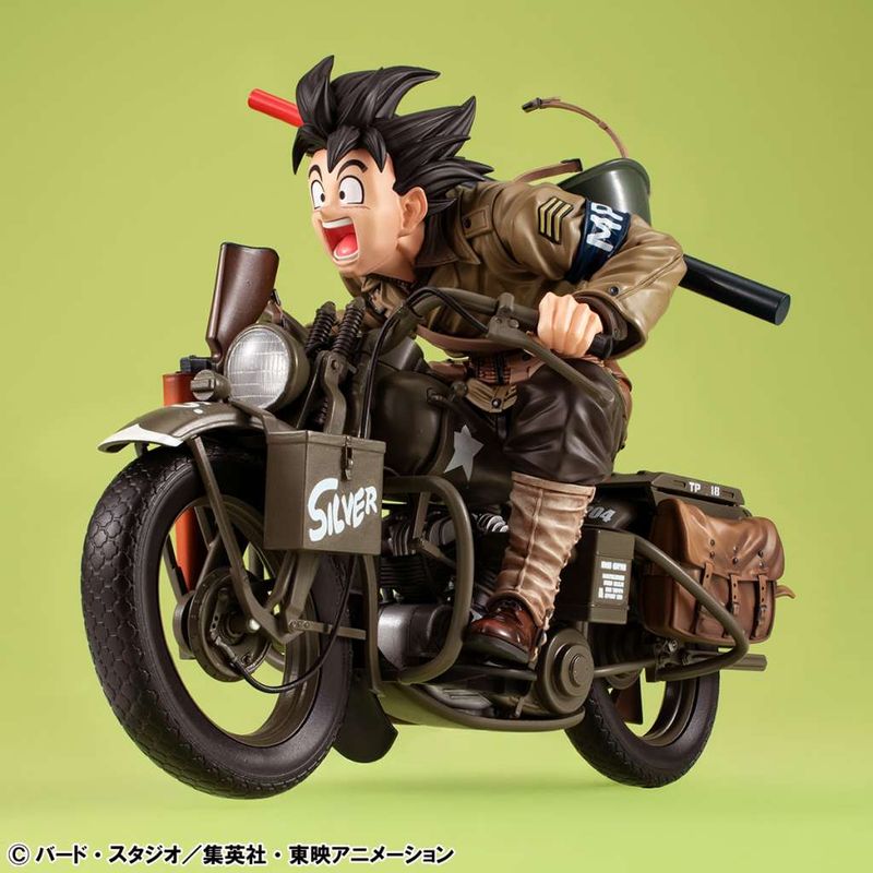 Dragon Ball Z Son Goku &amp; Bike Desktop Real Mccoy EX