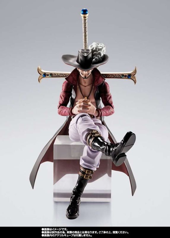 One Piece Dracule Mihawk Hawkeye Sh Figuarts